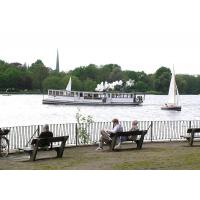 1950_P5210062 Der historische Alsterdampfer St. Georg bei seiner Rundfahrt auf der Alster. | Alsterschiffe - Fahrgastschiffe auf der Alster und den Hamburger Kanälen.